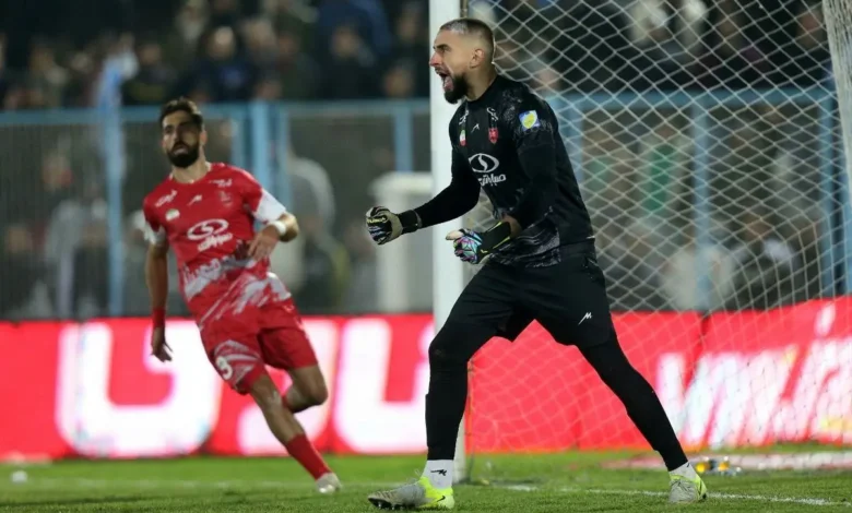 گندوز عامل پنالتی برای پرسپولیس در فولاد آرنا 1 گندوز