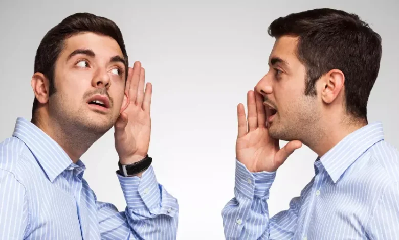 آیا حرف زدن با خودمان یک بیماری روانی است؟ 1 بیماری روانی