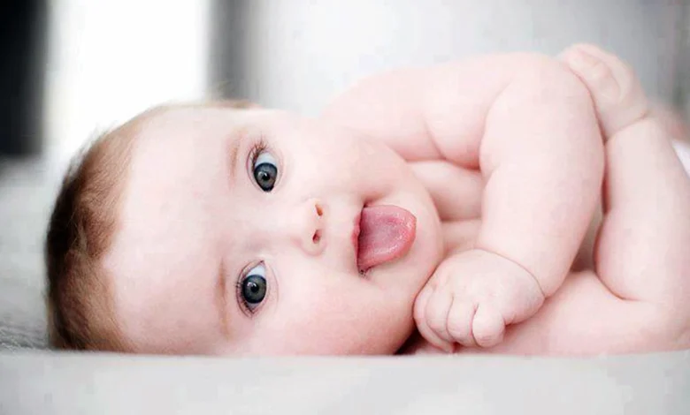 چه غذاها برای وزنگیری نوزاد خوب است؟ 1 نوزاد