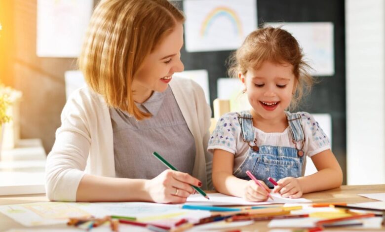 چرا نباید برای کودکان نقاشی کشید ؟خلاقیت و اعتماد به نفس کودک را محدود نکنید 1 نقاشی