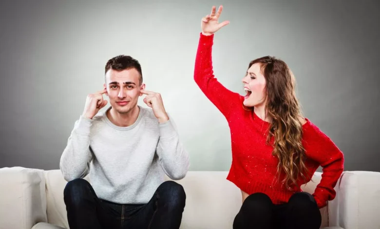 بهترین نحوه برخورد با زن بداخلاق 1 بداخلاق