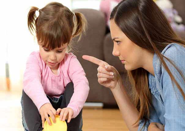 گفتن این جملات به کودکانتان ممنوع است! 1 کودک